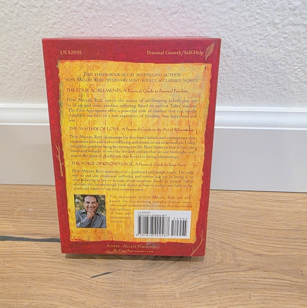 The Four Agreements by Don Miguel Ruiz - Red and Green Cover - Picture 2 of 3